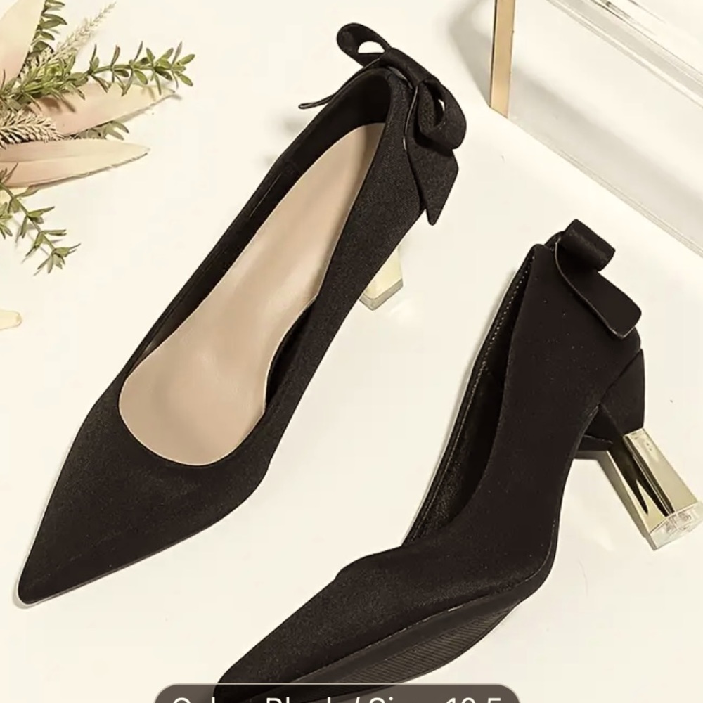 New Gold Heel Black Pumps!